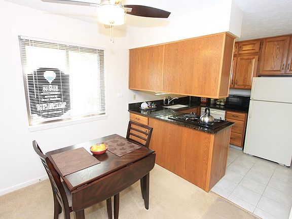 5th image of 7910 Benjamin Dr