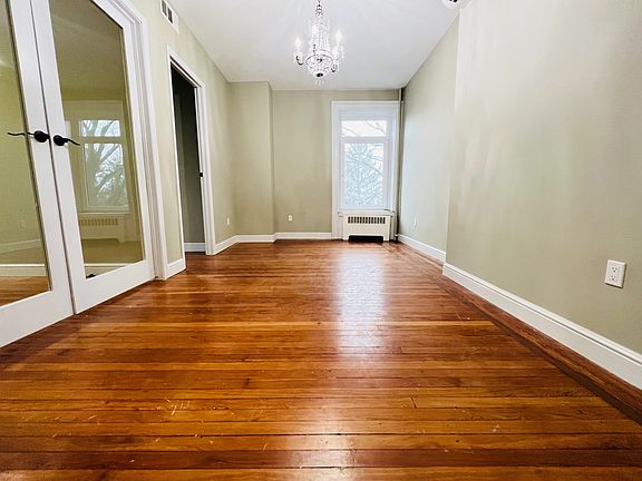4th image of 155 Beacon Hill Dr APT 6