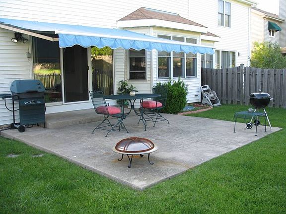 2nd image of 1027 Beninford Ln