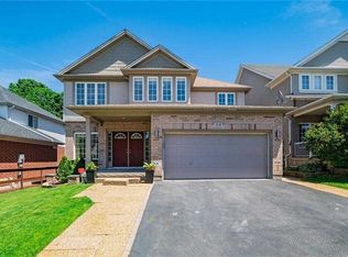 14 Hearthbridge St, Kitchener, ON N2R1L5