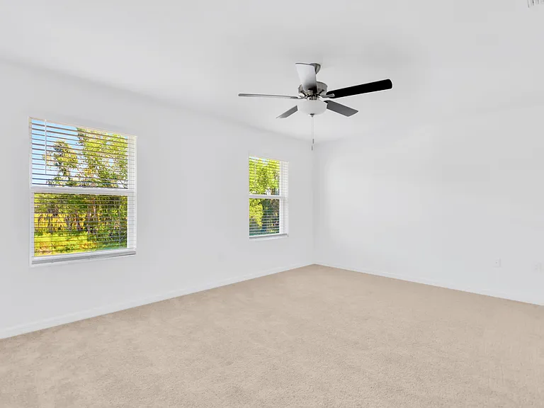 6032 Shiner St — Photo 1