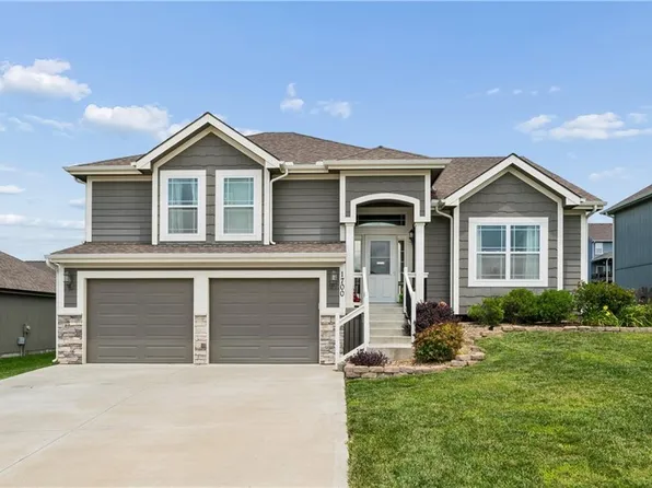 1700 Chestnut St, Kearney, MO 64060