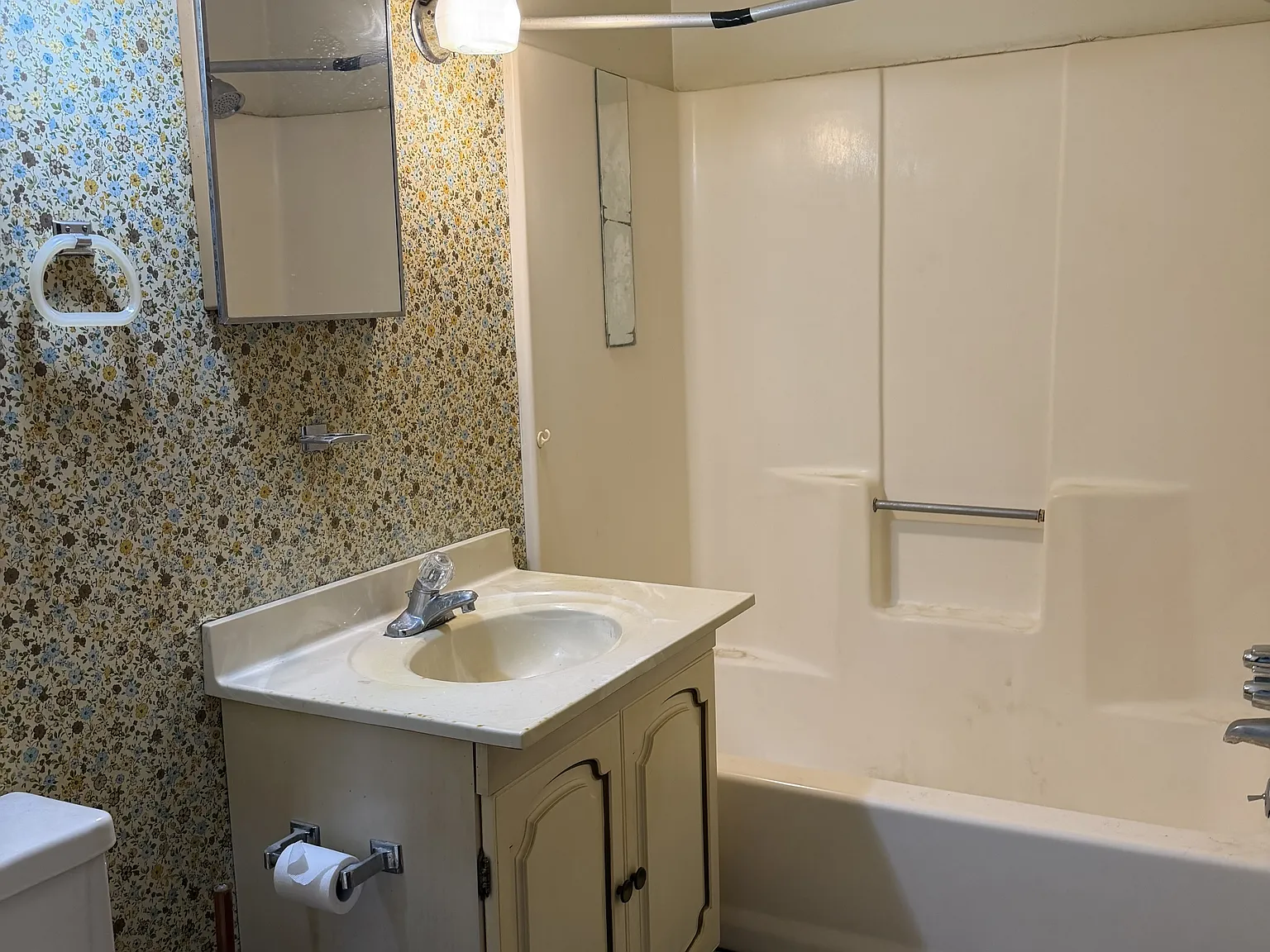 22062 Sunset Drive - 3 — Photo 4