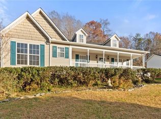 12 Shanda Ct, Thomasville, NC 27360