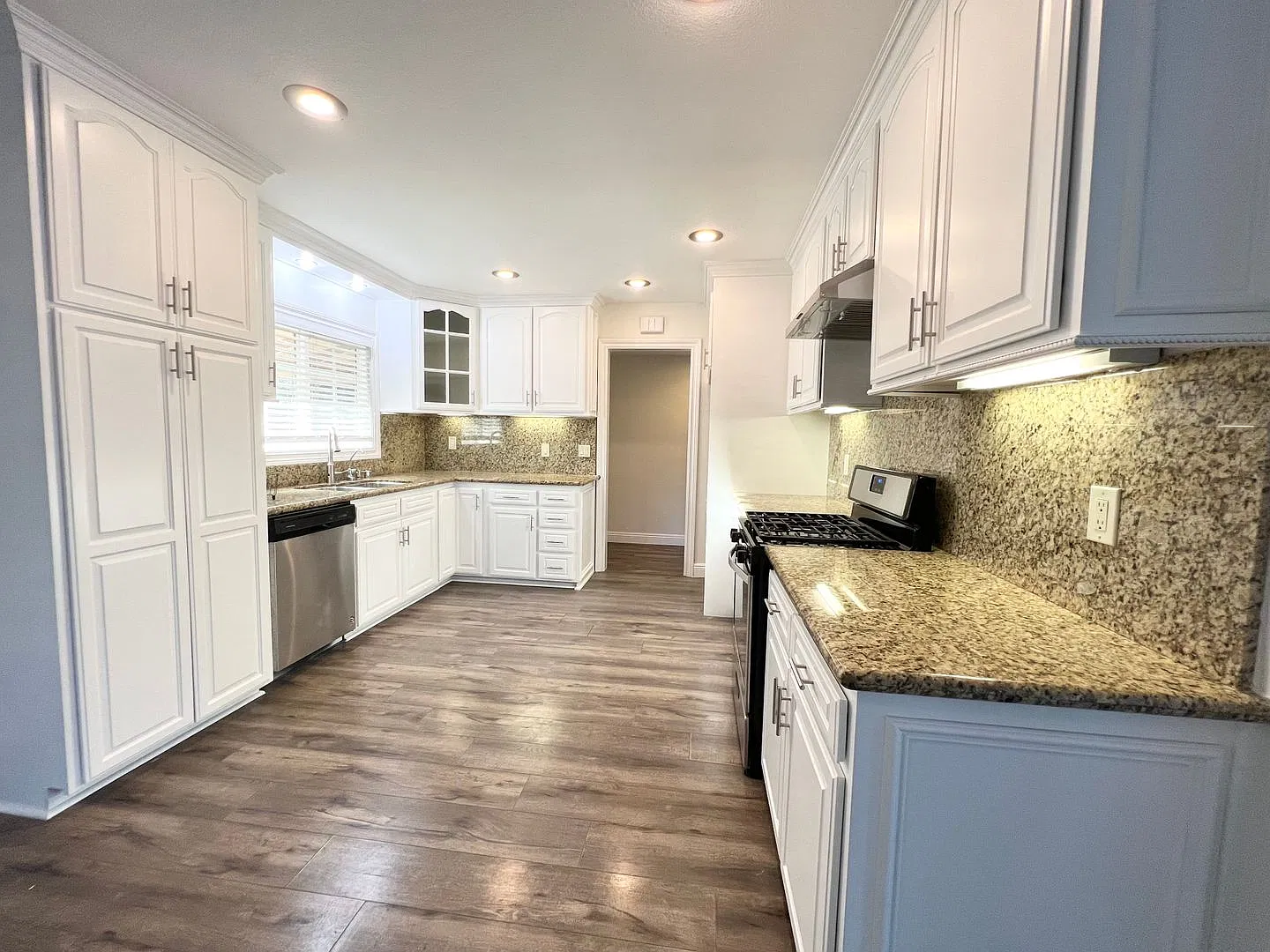 Spacious 3-Bedroom, 2-Bath Home with Bonus Room, Pool, and Large Backyard! — Photo 4