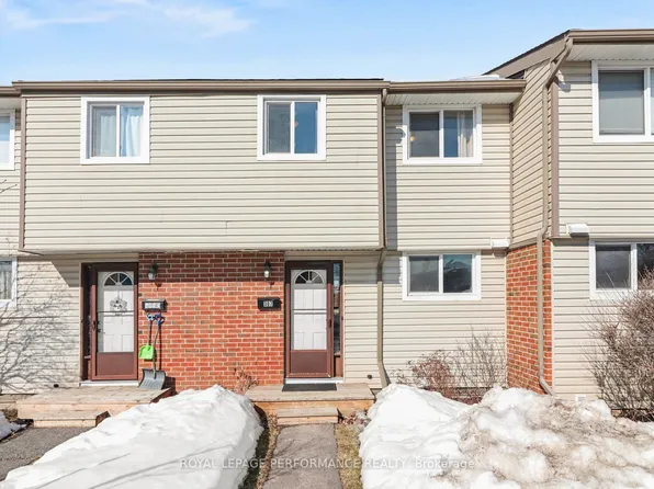 1441 Palmerston Dr #307, Ottawa, ON K1J 8N9