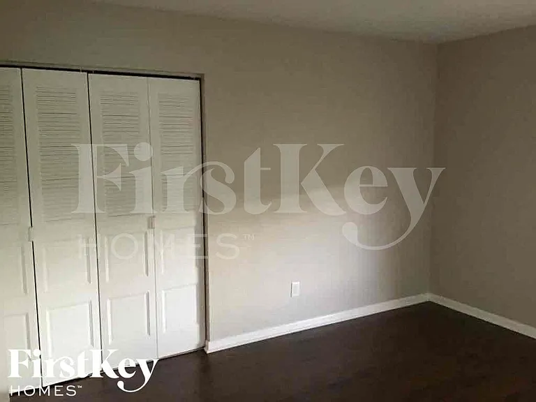 3415 SE 4th Ave — Photo 12