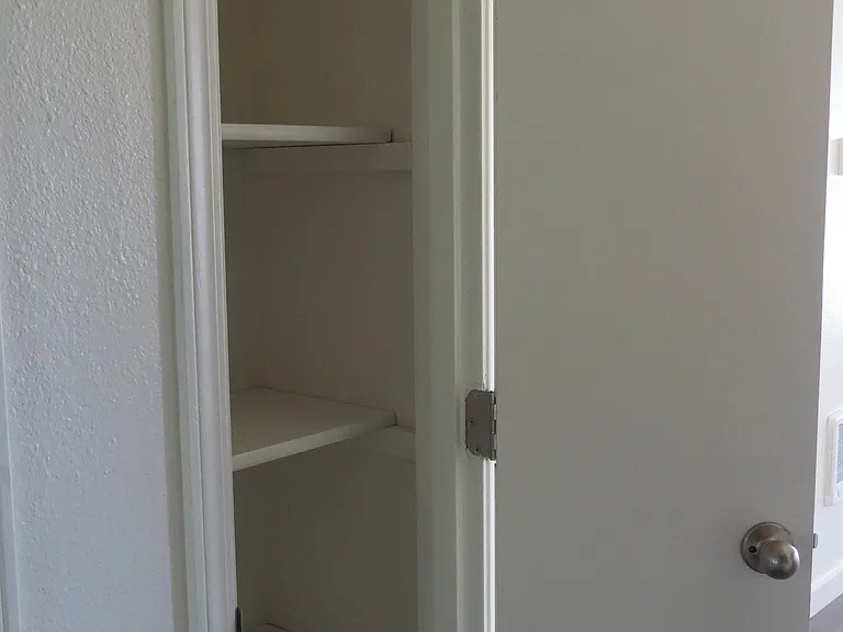 Willow Place — Photo 19