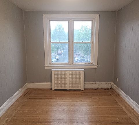 2nd image of 103-21 Metropolitan Ave #2