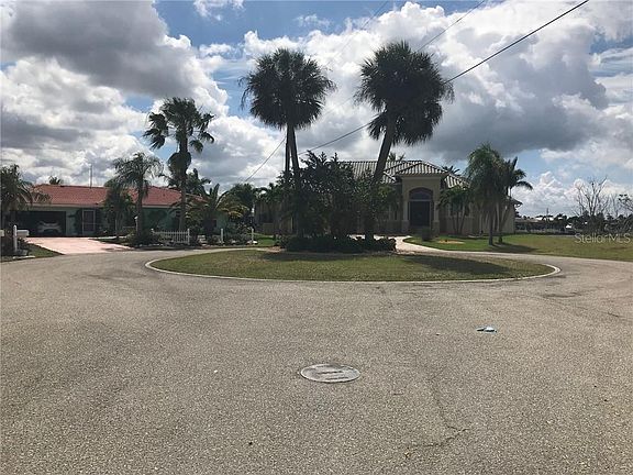 4th image of 1799 Belle Ct