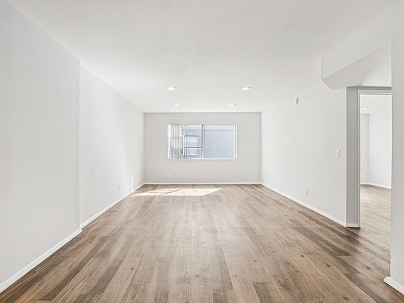 2nd image of 5555 Harold Way #B85c846af