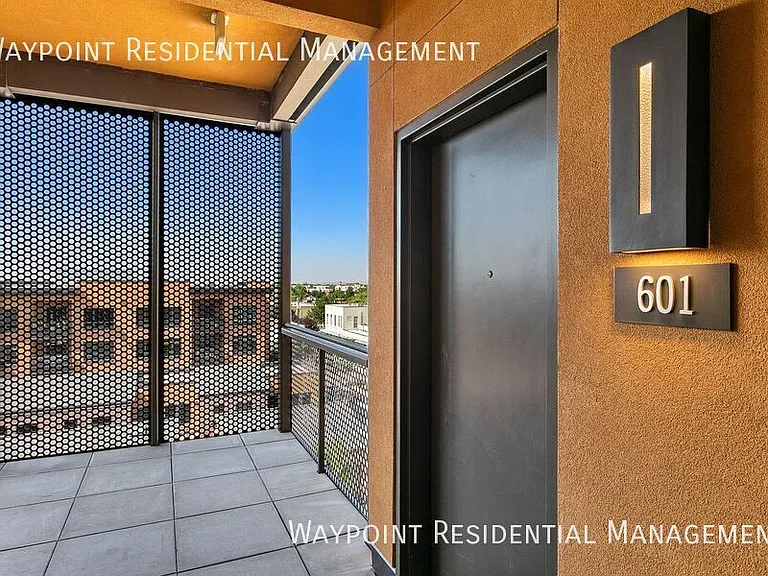 611 S 8th St #601 — Photo 6