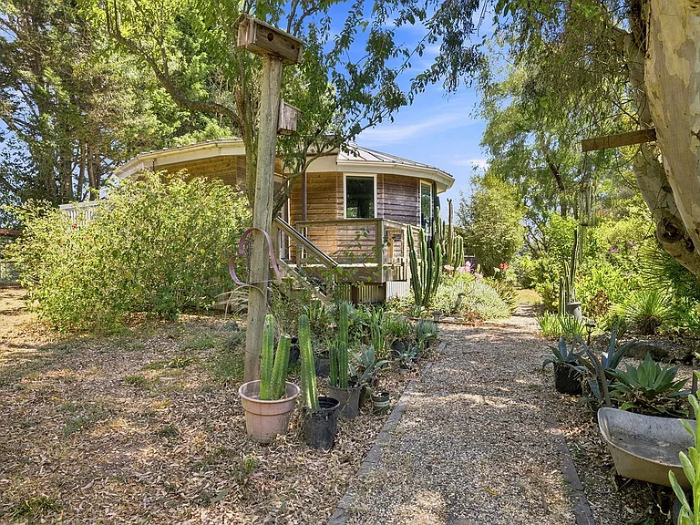 145 Lone Oak Ln — Photo 12