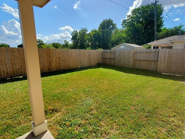 9342 Canady Park Ln — Photo 23