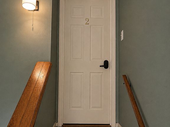 2nd image of 206 Garland Ave