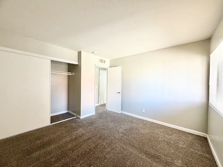 1405 Vegas Valley Dr #298 — Photo 16