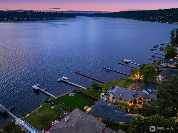 253 E Lake Sammamish Parkway SE, Sammamish, WA 98074