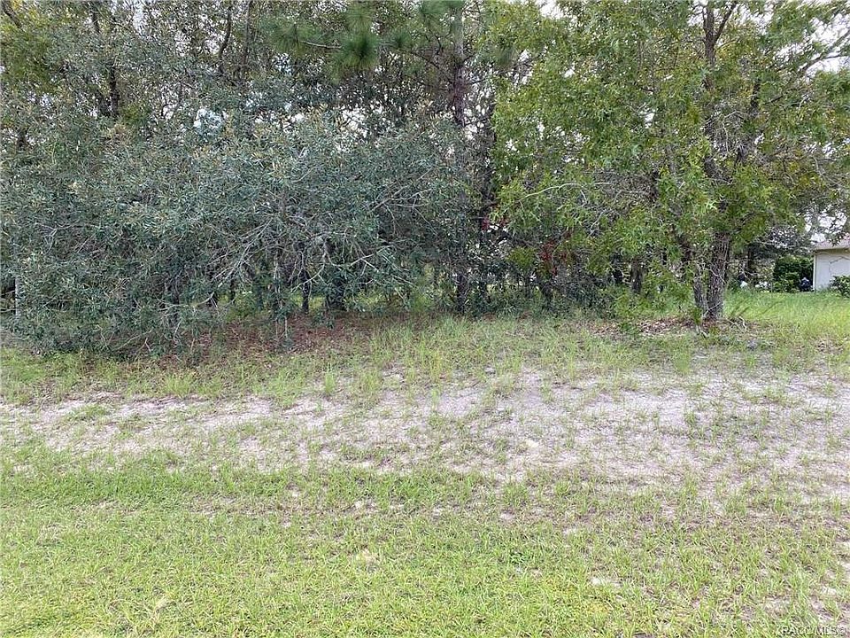 2nd image of 62 Woodfield Cir