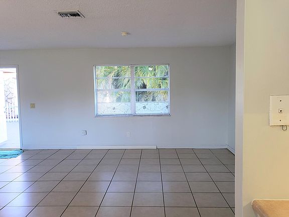 5th image of 4752 SE Ebbtide Ave #4752