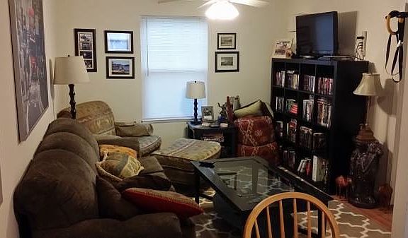 3rd image of 1820 S Huntington Gardens Pl APT 8