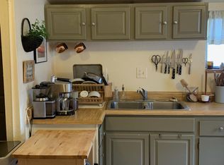 843 1/2 E High St, Colorado Springs, CO 80903