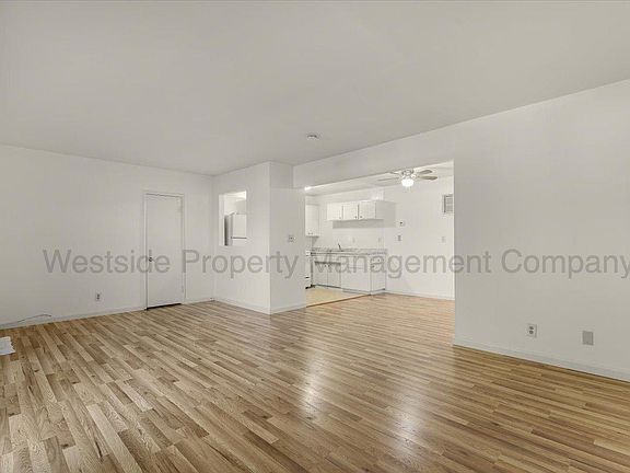 3rd image of 10193 Park Cir W #2