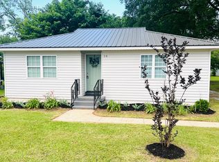 16 N Elm Ave, Sylacauga, AL 35150