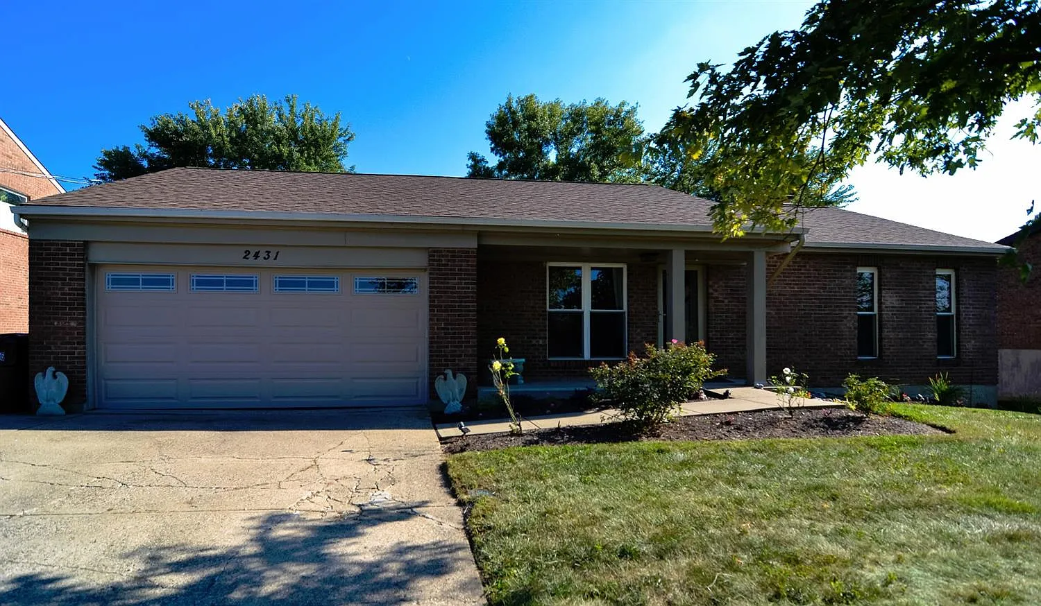 2431 Amsterdam Rd photo 1