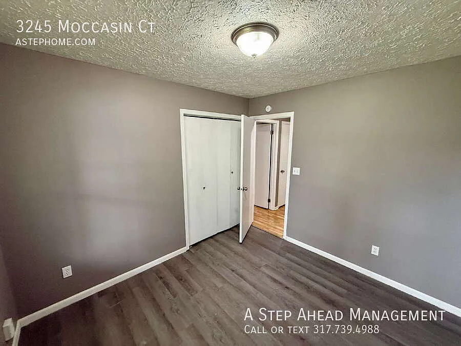 Building Photo - 3245 Moccasin Ct