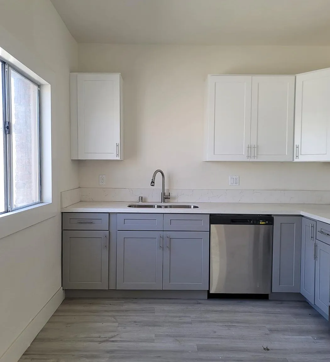 Studio, 419 sqft, $1,550 — Photo 3