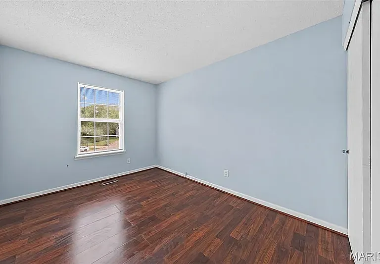 123 Woodlake Ct — Photo 17