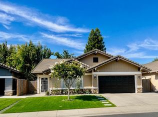 8866 Mandalay Way, Elk Grove, CA 95624