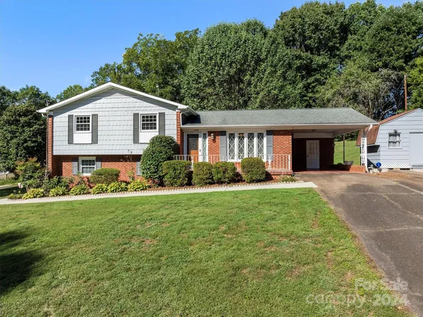 2181 Kent Dr, Newton, NC 28658