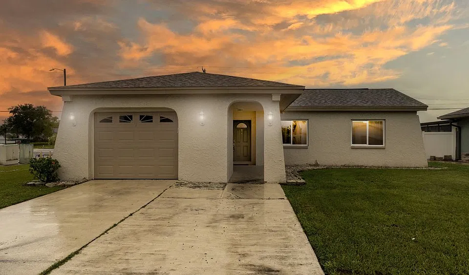 4802 Ridge Point Dr