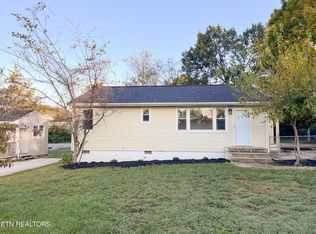 2441 Upland Ave, Knoxville, TN 37917