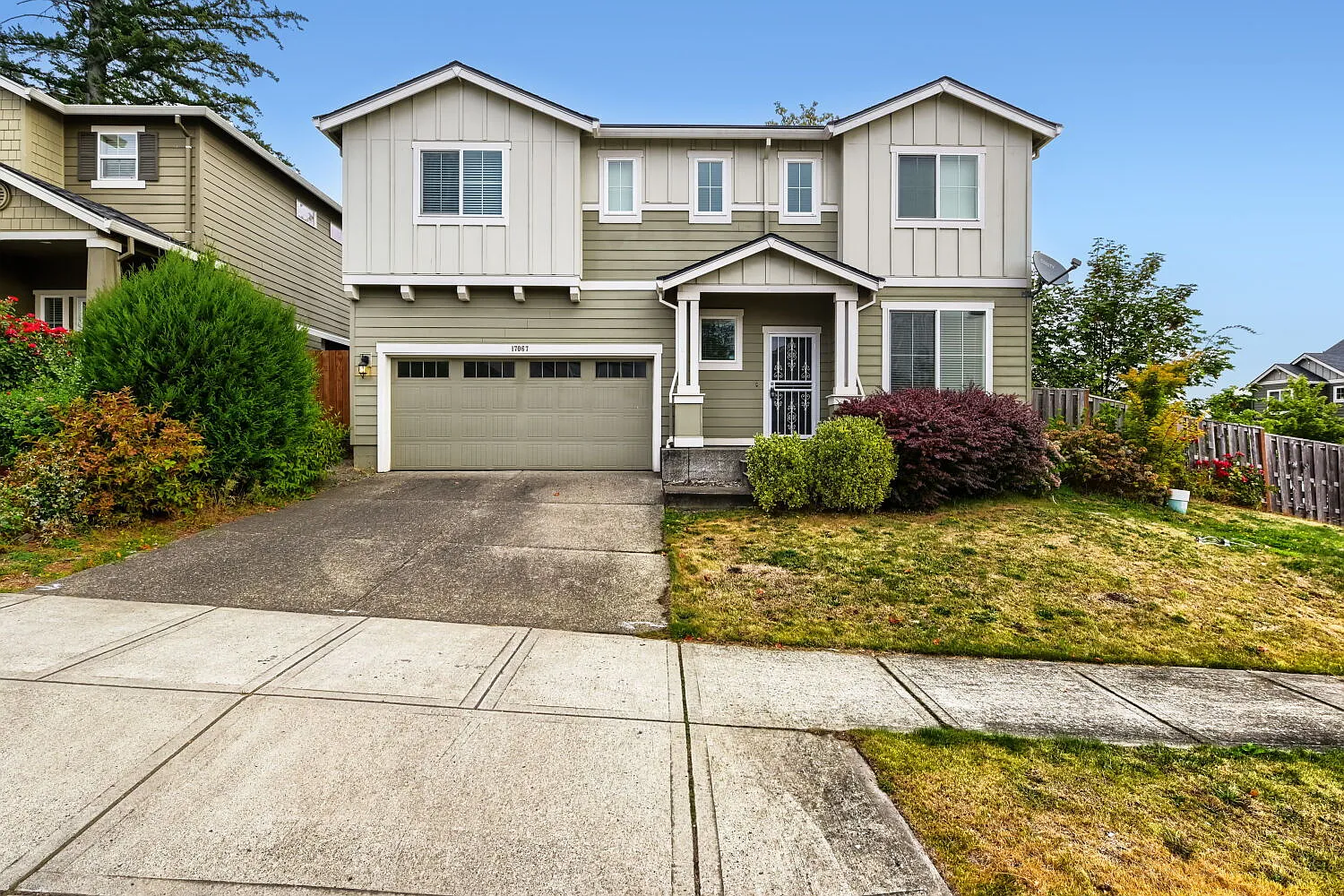 5 bed, 3.0 bath, 2290 sqft, $3,495 — Photo 2