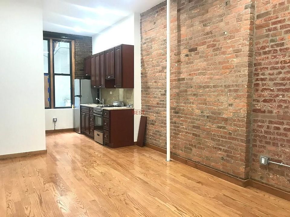 1st image of 261 E 10th St APT C