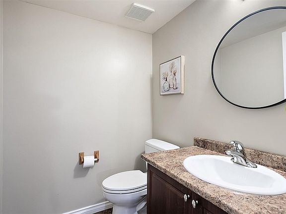 4th image of 2721 Jacklin Rd #107