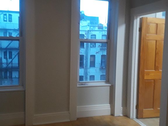 3rd image of 216 14th Brooklyn