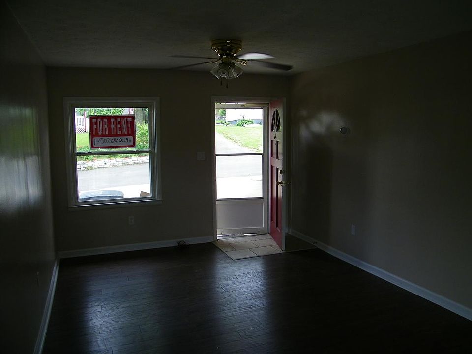 1st image of 120 Allnutt Dr