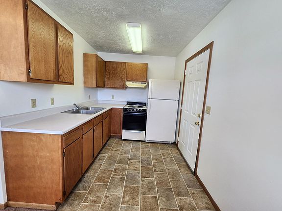3rd image of 3150-3224 N 19th St #3198-B2-070