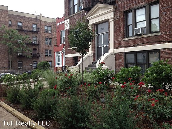 3rd image of 317 Fairmount Ave APT 7