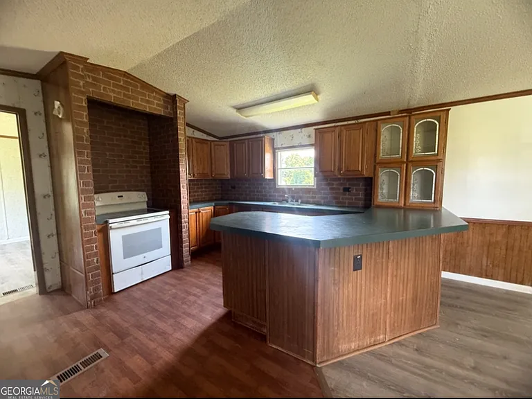 1301 Airline Goldmine Rd — Photo 12