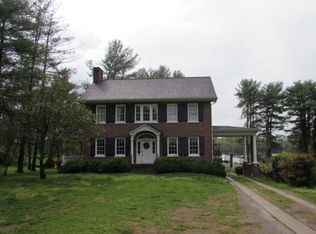 1435 Harper Ave SW, Lenoir, NC 28645