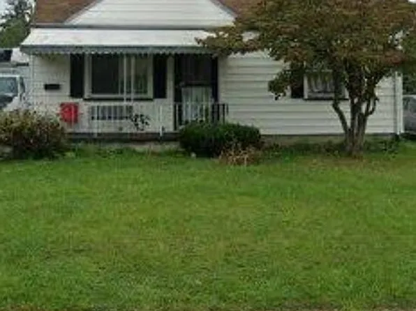 240 E La Clede Ave, Youngstown, OH 44507