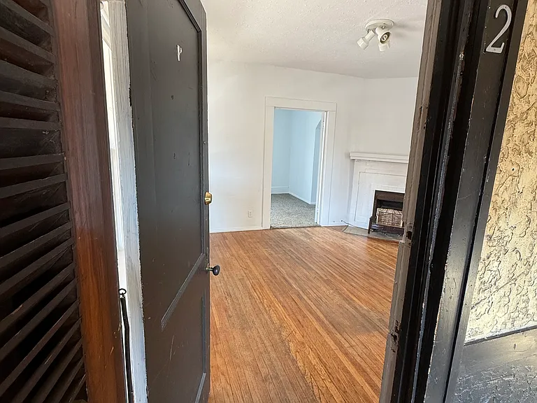 1814 N Shartel Ave #2 — Photo 9