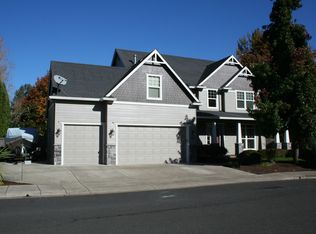 6888 Simeon Dr, Springfield, OR 97478