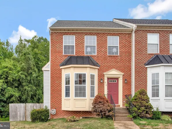 418 Dundee Pl, Fredericksburg, VA 22405