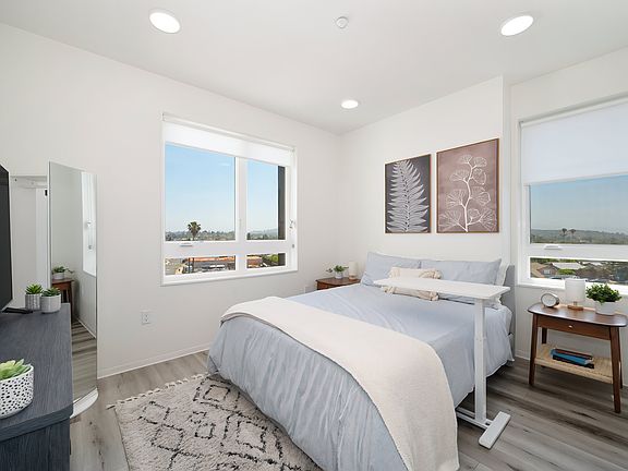 3rd image of 6440 El Cajon Blvd #559