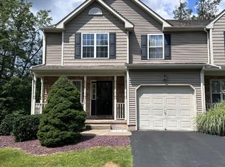 11 Sand Hollow Dr, Drums, PA 18222
